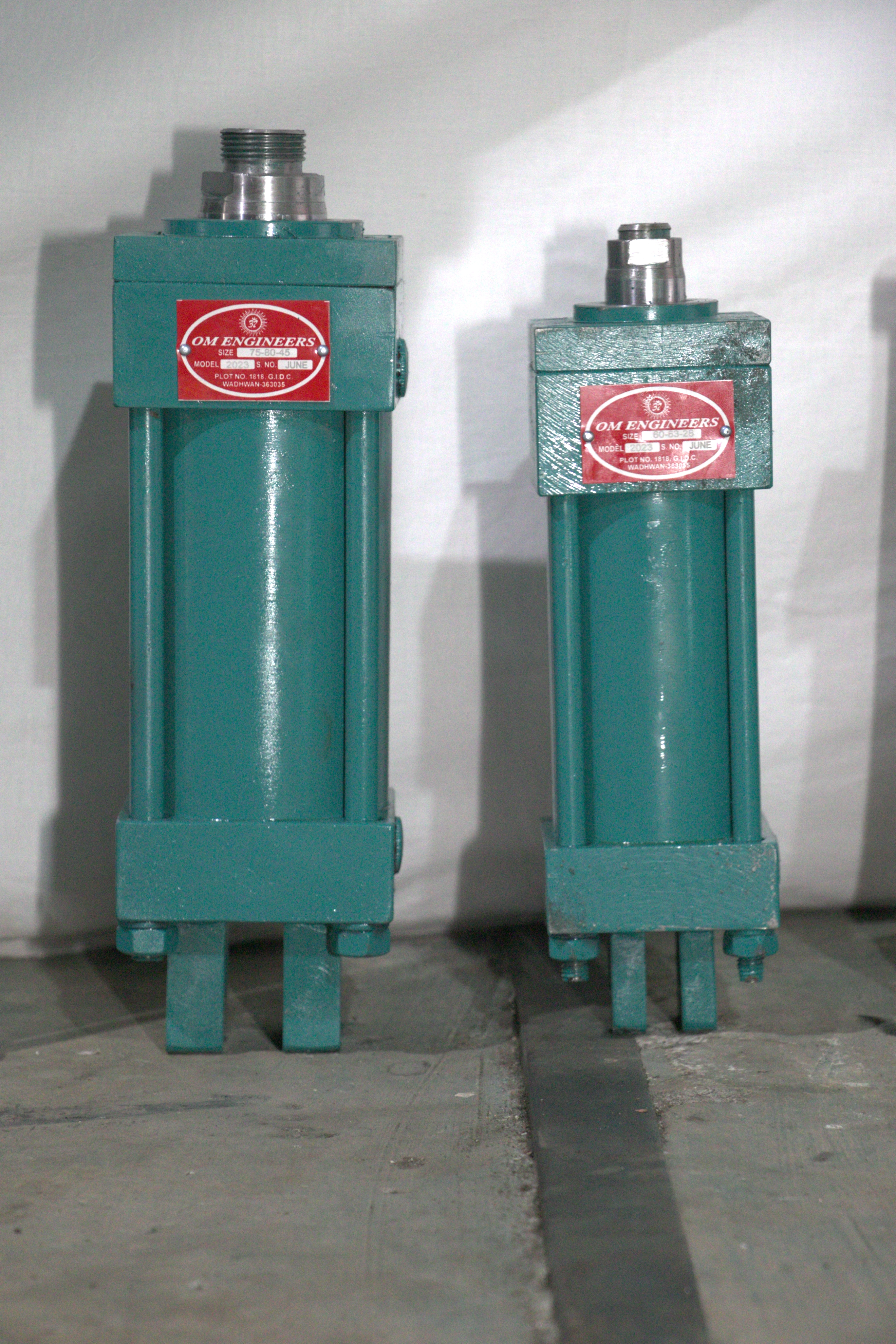 Hydraulic cylinder — OM Engineers